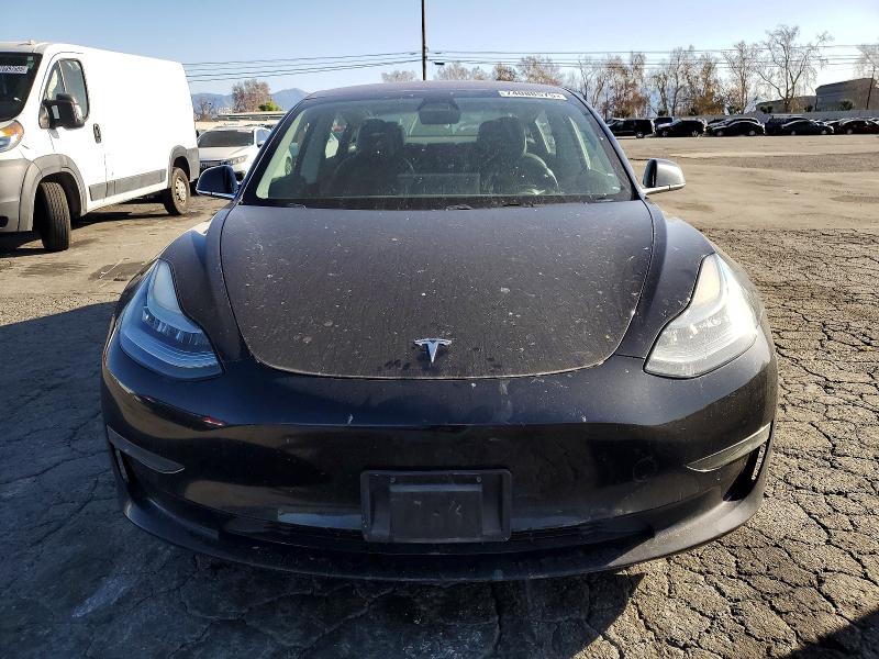 Photo 5 from auction – 2018 TESLA MODEL 3 with VIN 5YJ3E1EA2JF078272