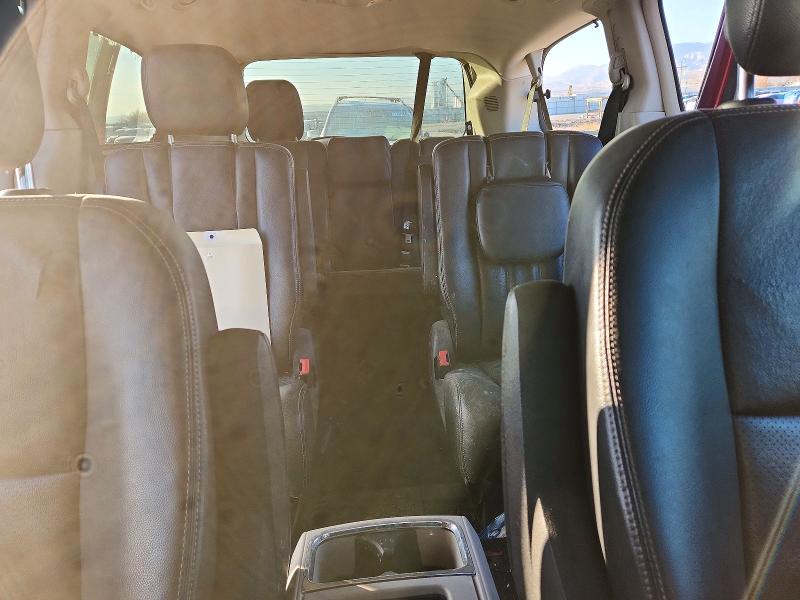 Photo 10 from auction – 2013 CHRYSLER TOWN & COU with VIN 2C4RC1CG5DR588762