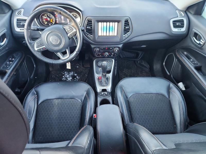 Фото 8 с аукциона – 2018 JEEP COMPASS LA с VIN 3C4NJDBB8JT481175