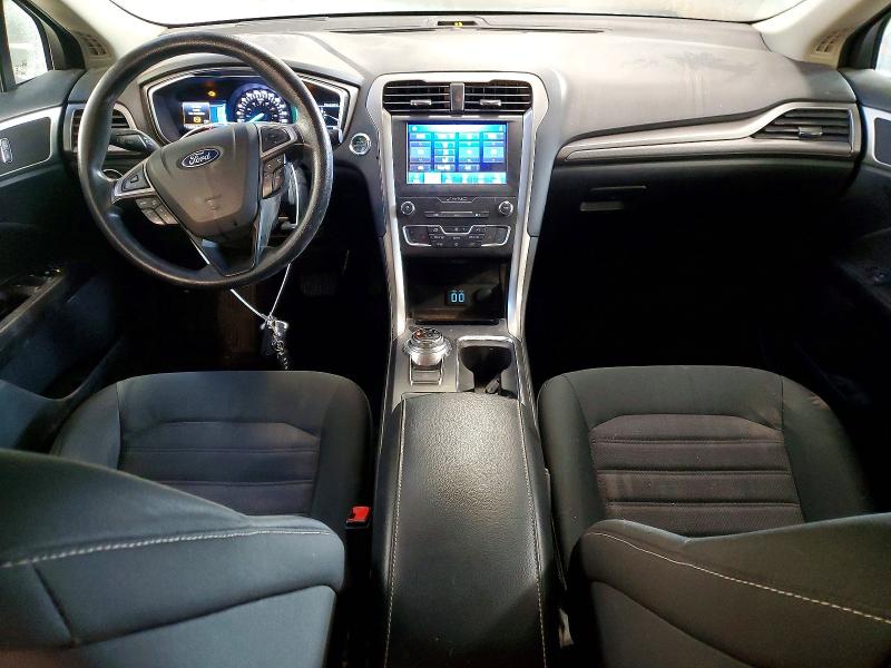 Photo 8 from auction – 2020 FORD FUSION with VIN 3FA6P0HD6LR140335