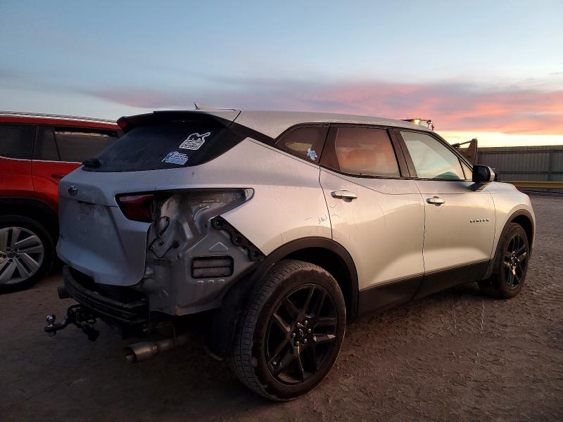 Photo 3 from auction – 2021 CHEVROLET BLAZER with VIN 3GNKBCRSXMS586477