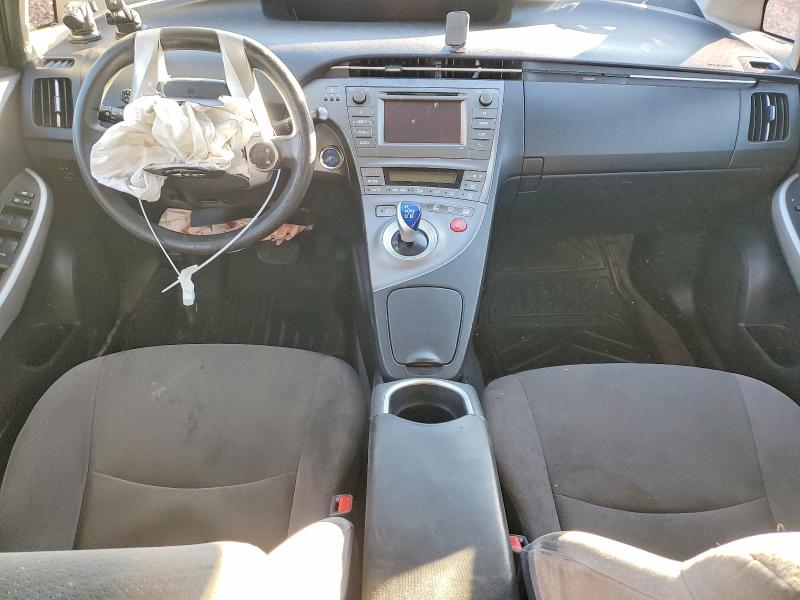 Photo 8 from auction – 2014 TOYOTA PRIUS with VIN JTDKN3DU2E1798527