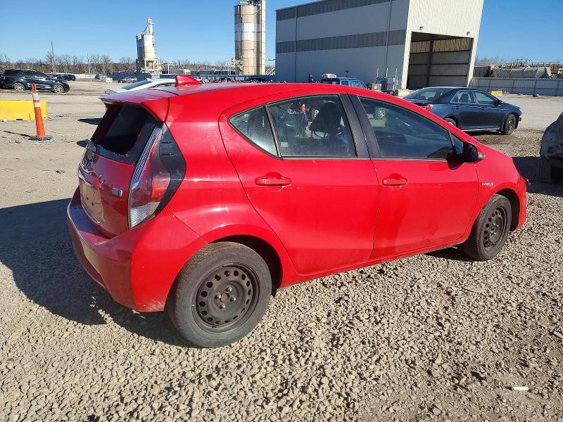 Photo 3 from auction – 2015 TOYOTA PRIUS C with VIN JTDKDTB33F1109528
