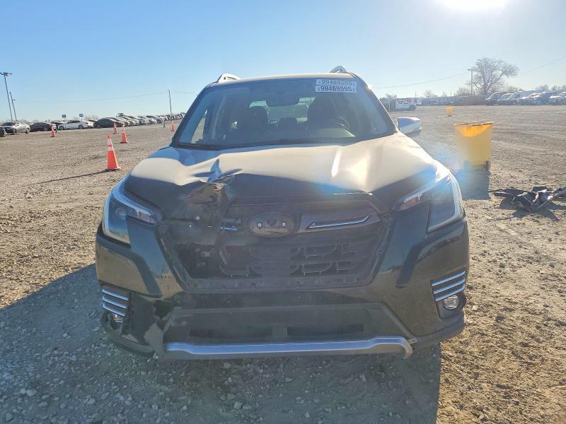 Photo 5 from auction – 2023 SUBARU FORESTER T with VIN JF2SKARC3PH487424