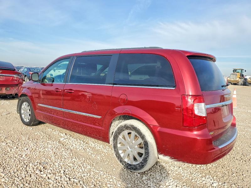Photo 2 from auction – 2015 CHRYSLER TOWN & COU with VIN 2C4RC1BG8FR709093