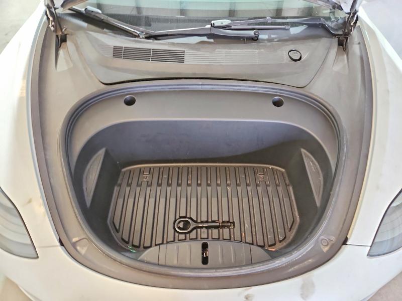 Photo 11 from auction – 2023 TESLA MODEL 3 with VIN 5YJ3E1EA8PF429386