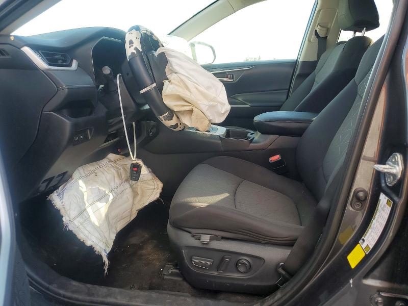 Photo 7 from auction – 2021 TOYOTA RAV4 with VIN 2T3W1RFV9MC098737