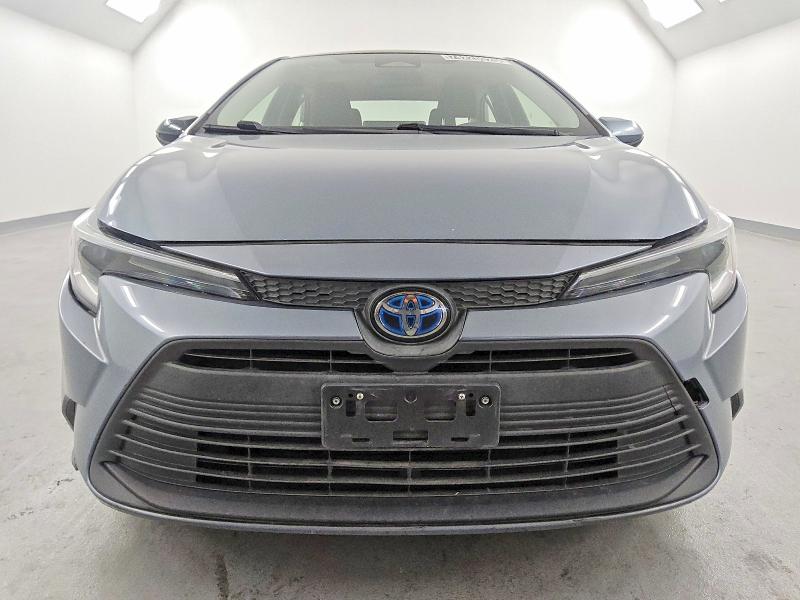 Photo 5 from auction – 2023 TOYOTA COROLLA LE with VIN JTDBCMFE3P3005146
