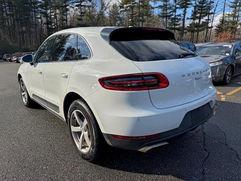 Photo 3 from auction – 2018 PORSCHE MACAN with VIN WP1AA2A52JLB21103