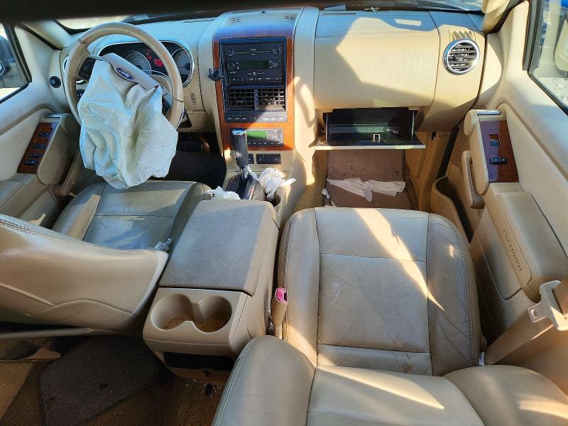 Photo 8 from auction – 2006 FORD EXPLORER with VIN 1FMEU74866UB44040