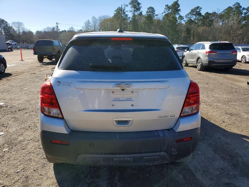 Photo 6 from auction – 2016 CHEVROLET TRAX with VIN 3GNCJKSB8GL272921