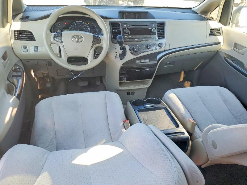Photo 8 from auction – 2011 TOYOTA SIENNA LE with VIN 5TDKK3DC6BS033593