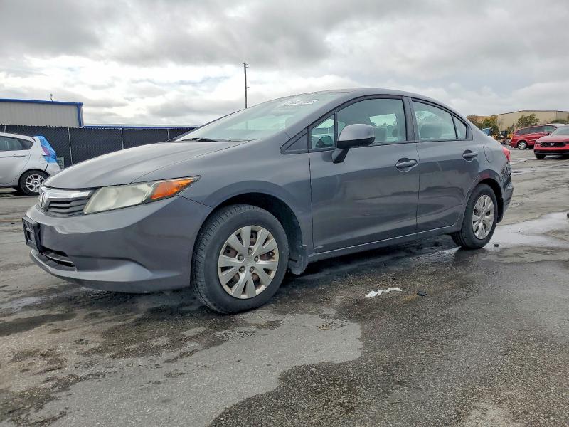 Zdjęcie 1 z aukcji – 2012 HONDA CIVIC LX z VIN 19XFB2E55CE015531