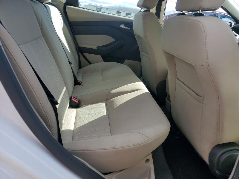 Photo 10 from auction – 2016 FORD FOCUS with VIN 1FADP3F27GL285267