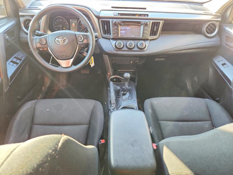 Photo 8 from auction – 2018 TOYOTA RAV4 with VIN JTMZFREV2JJ738957