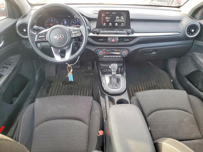 Photo 8 from auction – 2019 KIA FORTE with VIN 3KPF34AD6KE048381