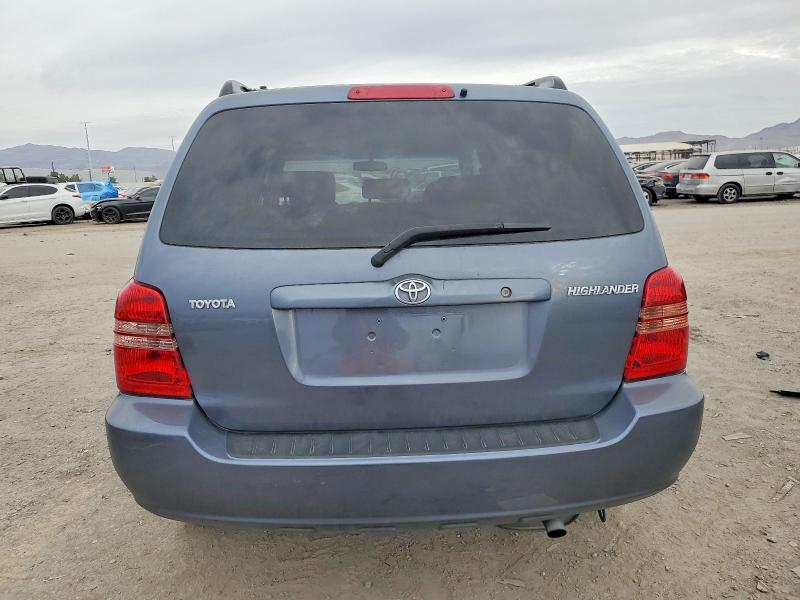 Photo 6 from auction – 2003 TOYOTA HIGHLANDER with VIN JTEGD21A230059931