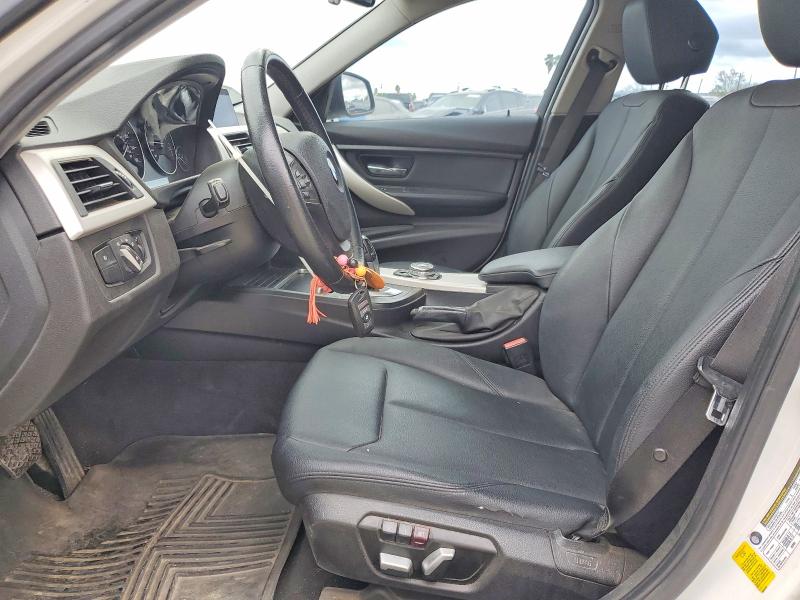 Photo 7 from auction – 2016 BMW 320 I with VIN WBA8A9C57GK616155