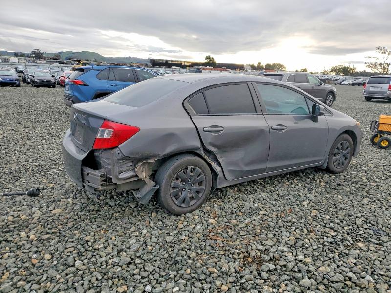 Photo 3 from auction – 2012 HONDA CIVIC LX with VIN 19XFB2F51CE317820