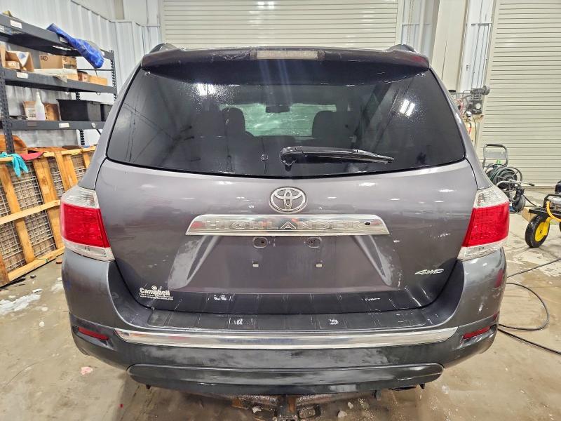 Photo 6 from auction – 2013 TOYOTA HIGHLANDER with VIN 5TDBK3EH2DS206555