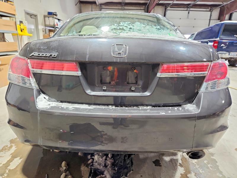 Photo 6 from auction – 2011 HONDA ACCORD LXP with VIN 1HGCP2F44BA129744