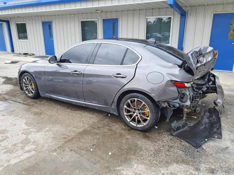 Photo 2 from auction – 2018 ALFA ROMEO GIULIA with VIN ZARFAEBN5J7589848