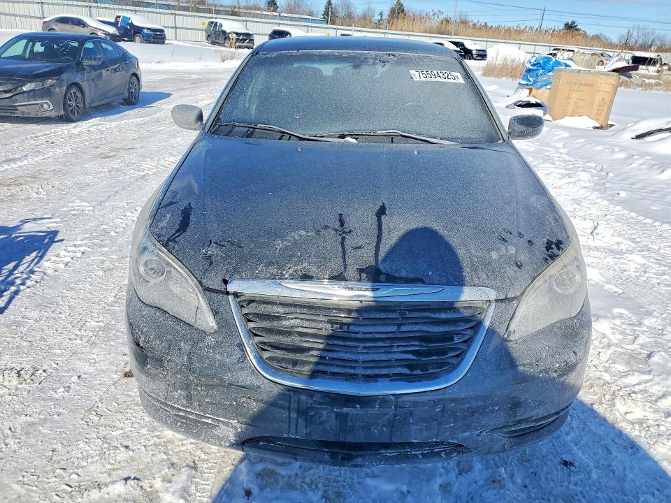 Zdjęcie 5 z aukcji – 2013 CHRYSLER 200 TOURIN z VIN 1C3CCBBB8DN584949