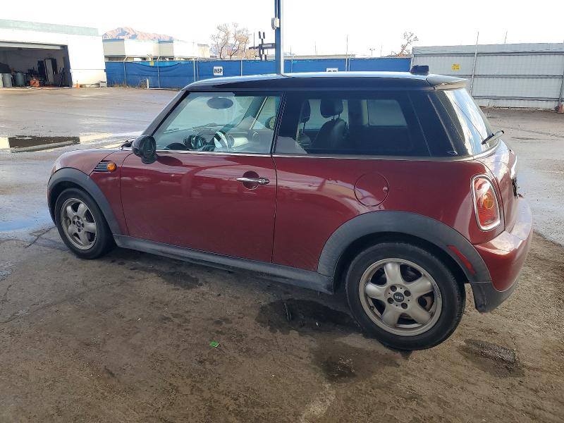 Photo 2 from auction – 2009 MINI COOPER with VIN WMWMF33539TU73473