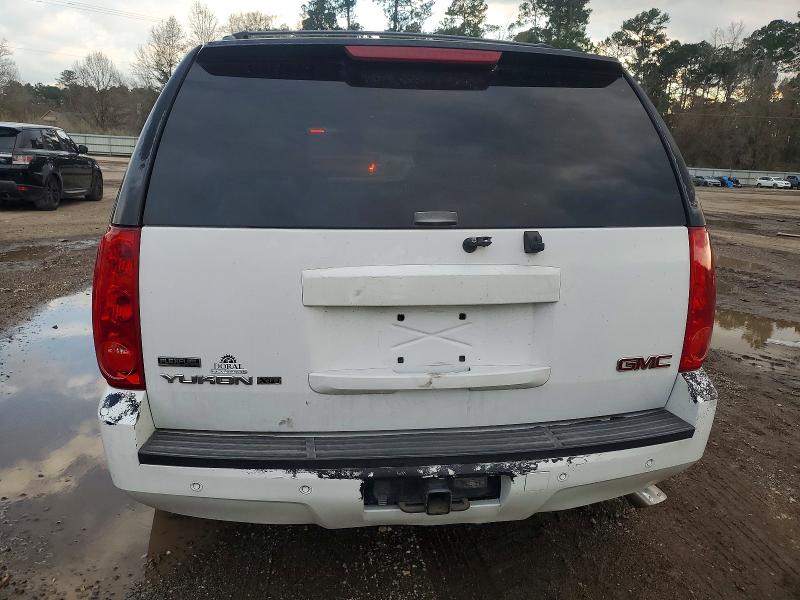 Photo 6 from auction – 2009 GMC YUKON SLT with VIN 1GKEC333X9R210378
