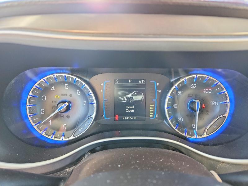 Photo 9 from auction – 2017 CHRYSLER PACIFICA with VIN 2C4RC1BG5HR514605