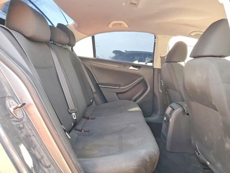 Photo 10 from auction – 2014 VOLKSWAGEN JETTA with VIN 3VW2K7AJ6EM363598