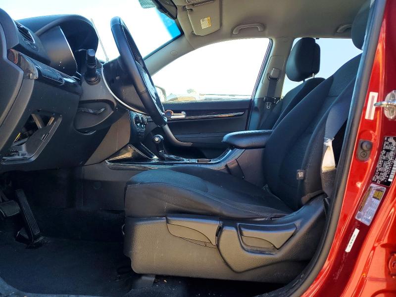 Photo 7 from auction – 2015 KIA SORENTO LX with VIN 5XYKT4A61FG655443