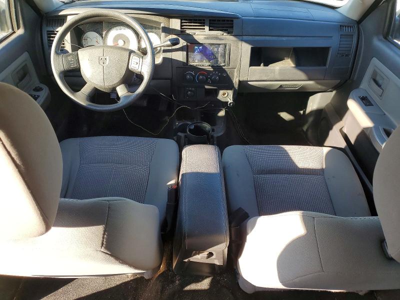 Photo 8 from auction – 2010 DODGE DAKOTA SXT with VIN 1D7CW3GK1AS172179