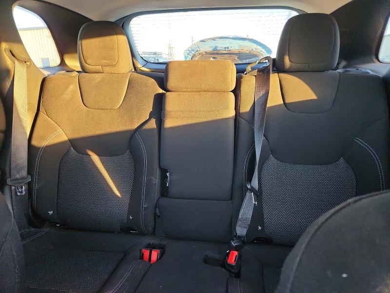 صورة رقم 10 من المزاد - 2019 JEEP CHEROKEE مع VIN 1C4PJLCB9KD149707