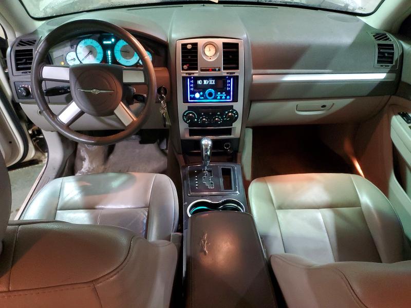 Photo 8 from auction – 2010 CHRYSLER 300 with VIN 2C3CA5CV0AH201378