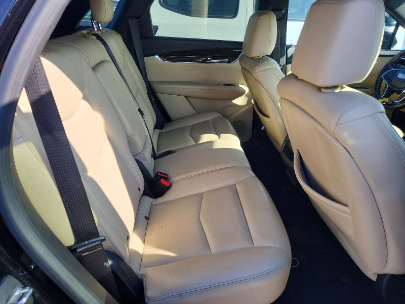 Photo 10 from auction – 2017 CADILLAC XT5 with VIN 1GYKNARS8HZ293202