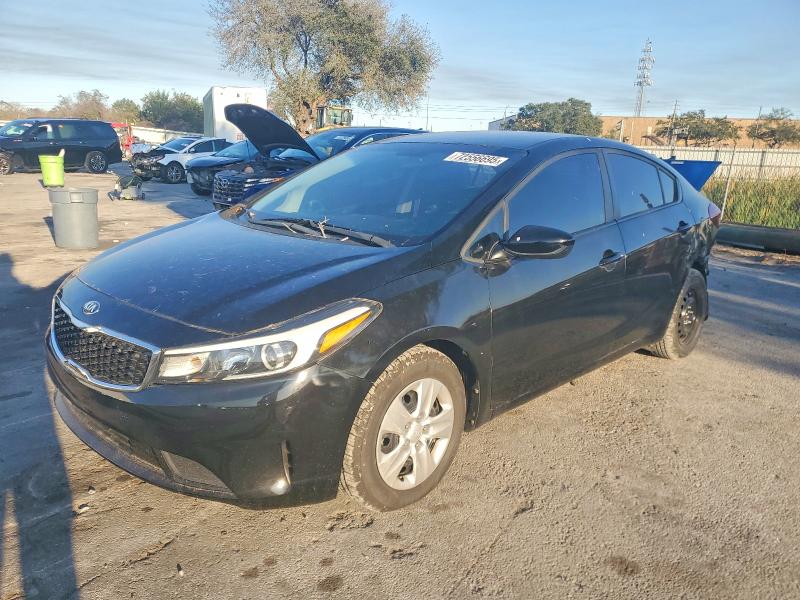 KIA FORTE 2017 with VIN 3KPFL4A77HE140523 - Photo from auction