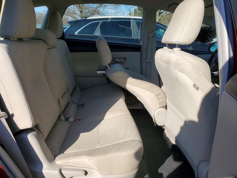 Photo 10 from auction – 2013 TOYOTA PRIUS V with VIN JTDZN3EU2D3226647