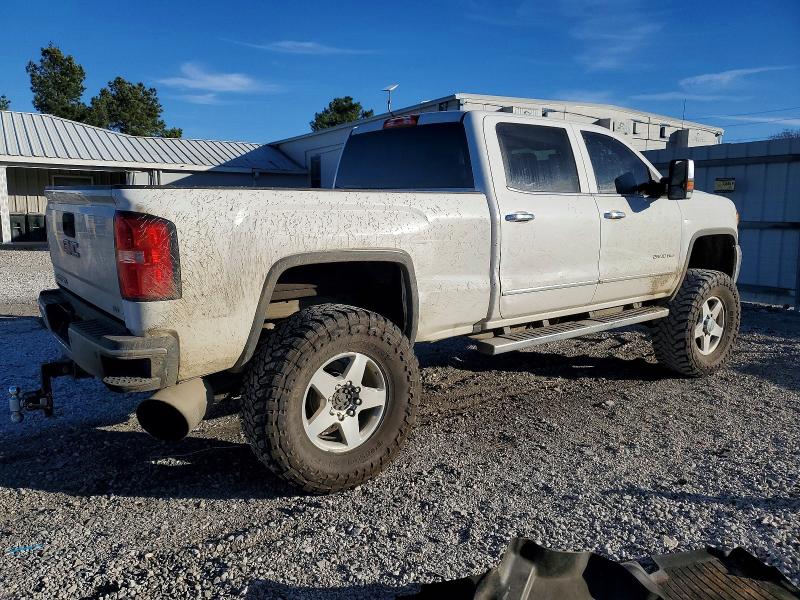 Zdjęcie 3 z aukcji – 2015 GMC SIERRA K25 z VIN 1GT12ZE86FF683278