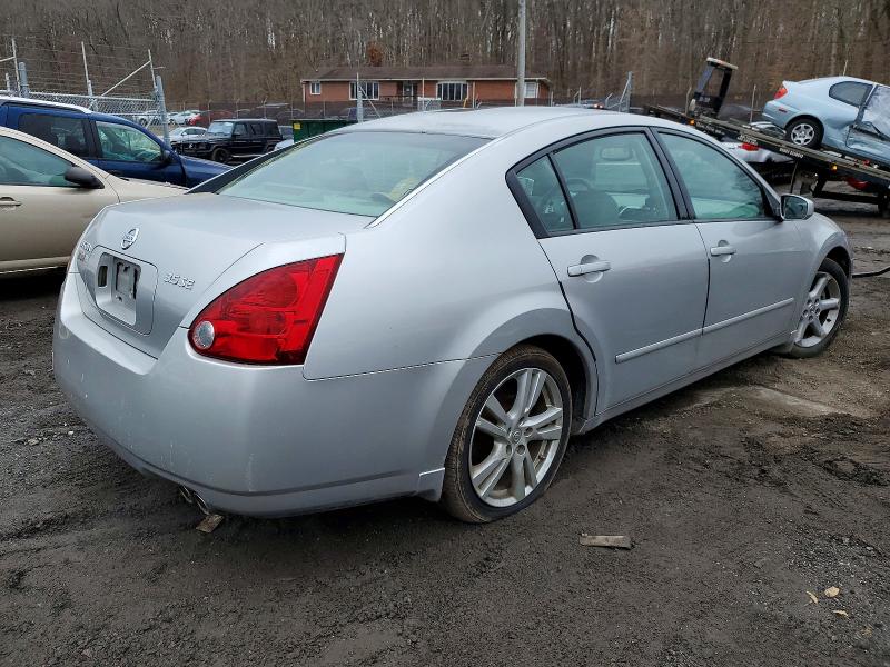 Foto 3 de la subasta – 2004 NISSAN MAXIMA SE con VIN 1N4BA41E04C901211