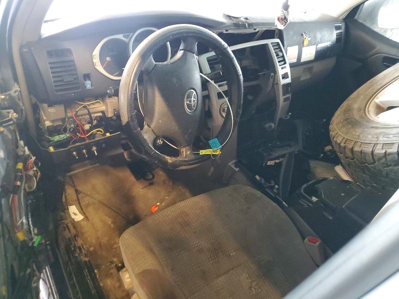 Photo 8 from auction – 2004 TOYOTA 4RUNNER SR with VIN JTEBU14R540034982
