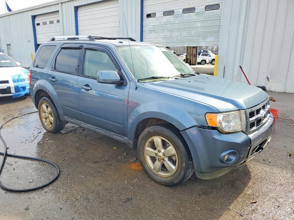Photo 4 from auction – 2011 FORD ESCAPE with VIN 1FMCU0EG4BKA60387