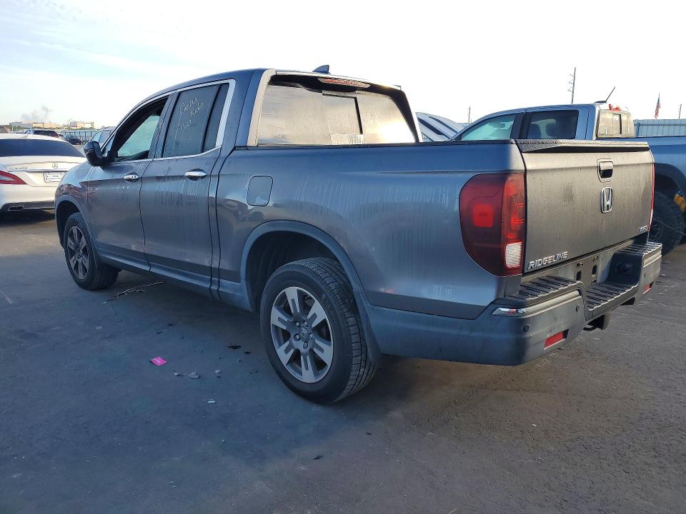 Photo 2 from auction – 2019 HONDA RIDGELINE with VIN 5FPYK3F79KB002344