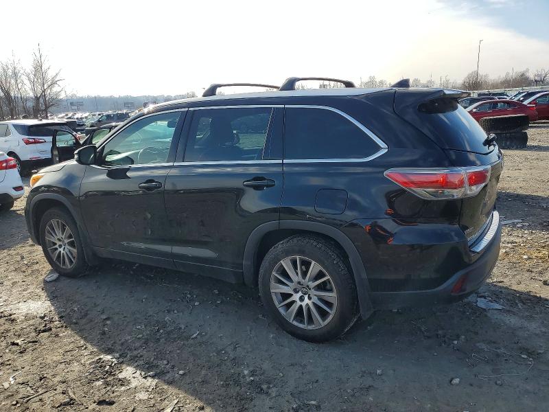Photo 2 from auction – 2016 TOYOTA HIGHLANDER with VIN 5TDJKRFH3GS501911