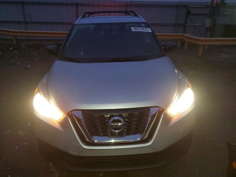 Photo 5 from auction – 2019 NISSAN KICKS with VIN 3N1CP5CU5KL502578