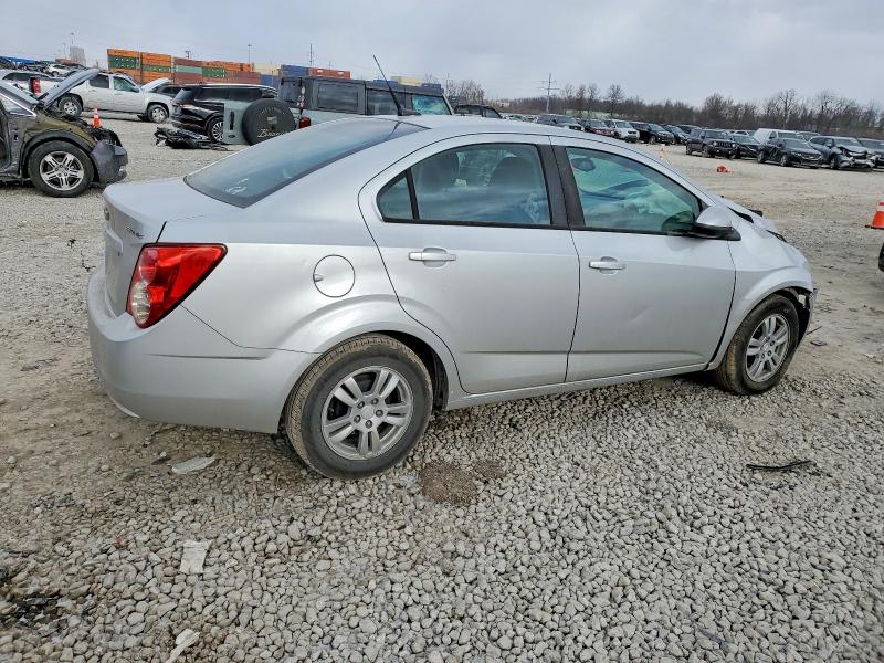 Foto 3 de la subasta – 2012 CHEVROLET SONIC LS con VIN 1G1JA5SH9C4229073
