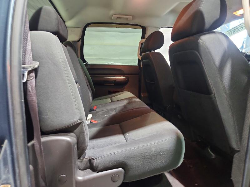 Photo 10 from auction – 2010 GMC SIERRA with VIN 3GTRKVE39AG268950
