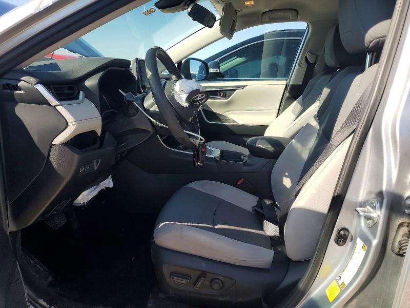 Photo 7 from auction – 2021 TOYOTA RAV4 XLE with VIN 2T3W1RFV8MC087552
