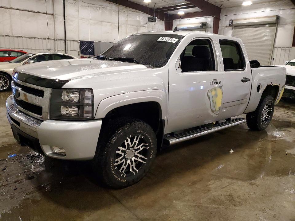 Photo 1 from auction – 2011 CHEVROLET SILVERADO with VIN 3GCPKSE30BG192994