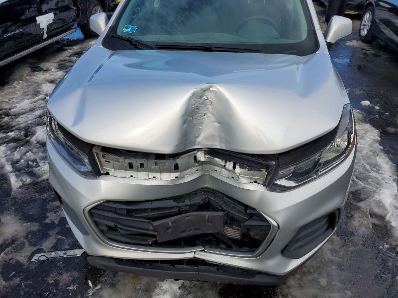 Photo 12 from auction – 2020 CHEVROLET TRAX LS with VIN KL7CJKSB5LB016236